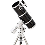 Télescope SkyWatcher 250/1000 Pro carbone sur AZEQ6 Pro GoTo